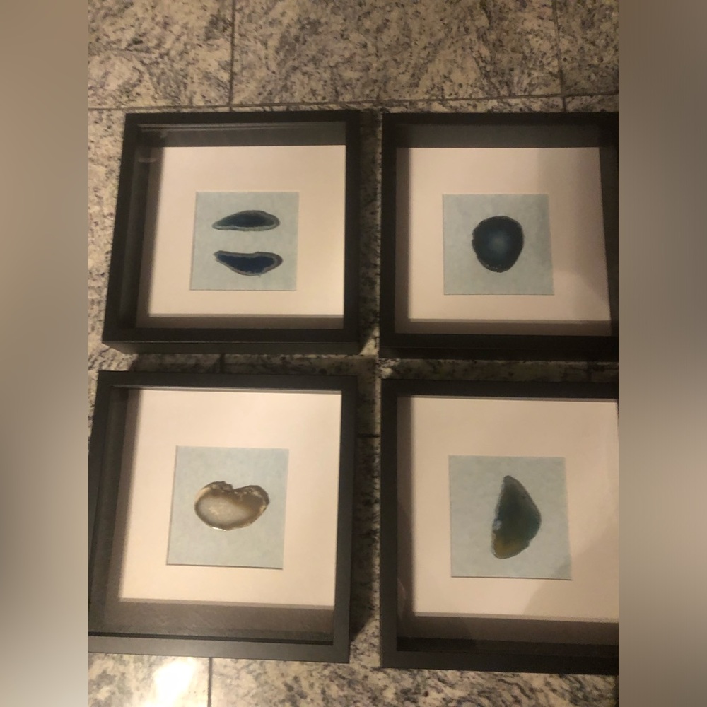 4 black Frame with Geodes